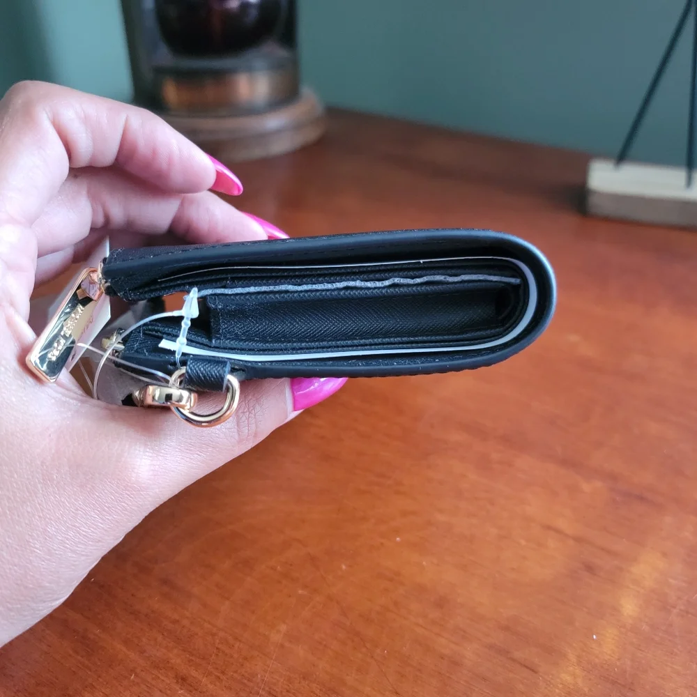 NWT Michael Kors Jet Set Travel Large Zip Black Saffiano Leather Wristlet Bag